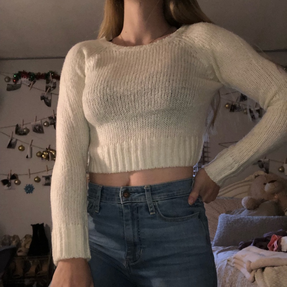 2/$30 NWOT white/ cream cropped sweater